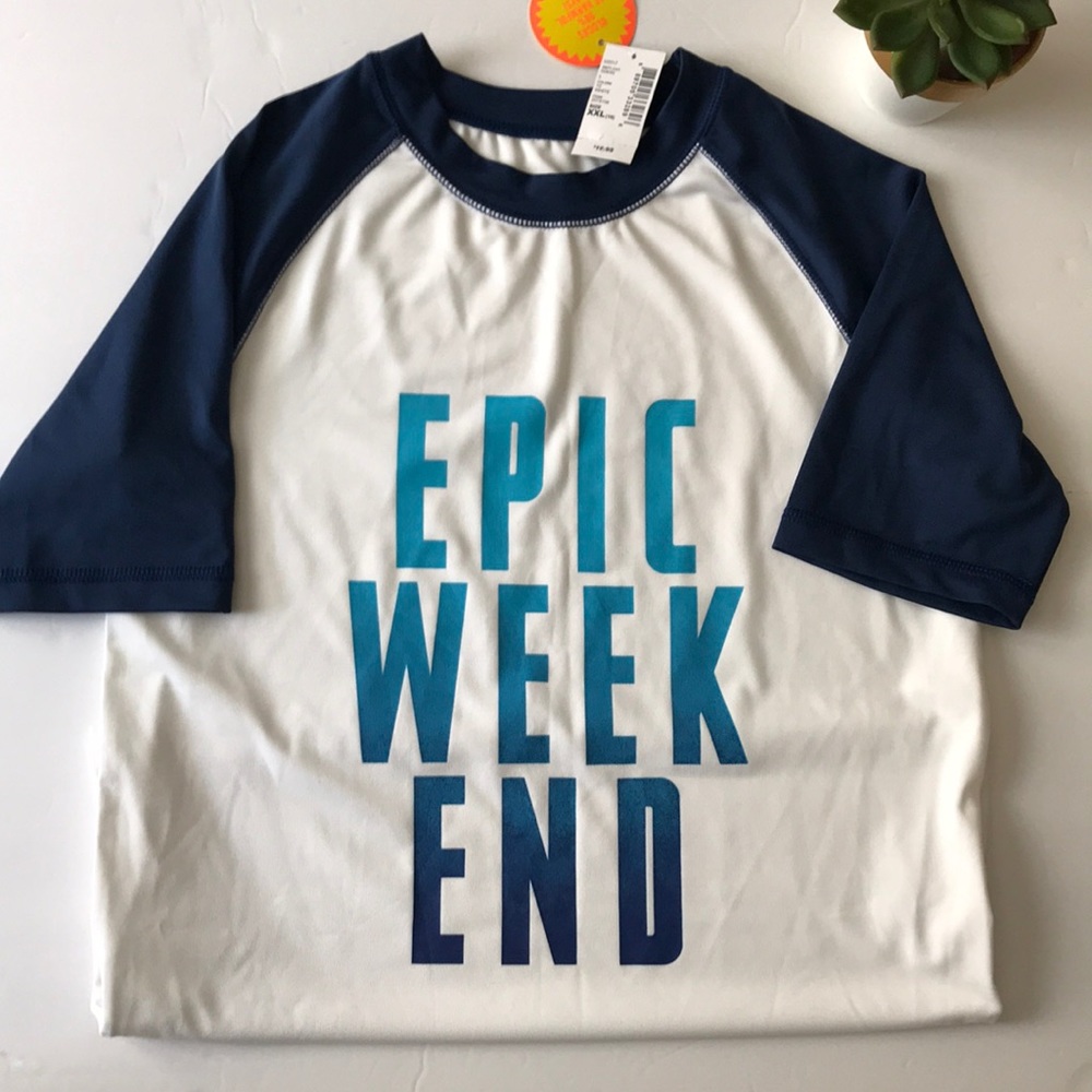 ✴ Children’s Place XL Swim shirt/rashgard NWT